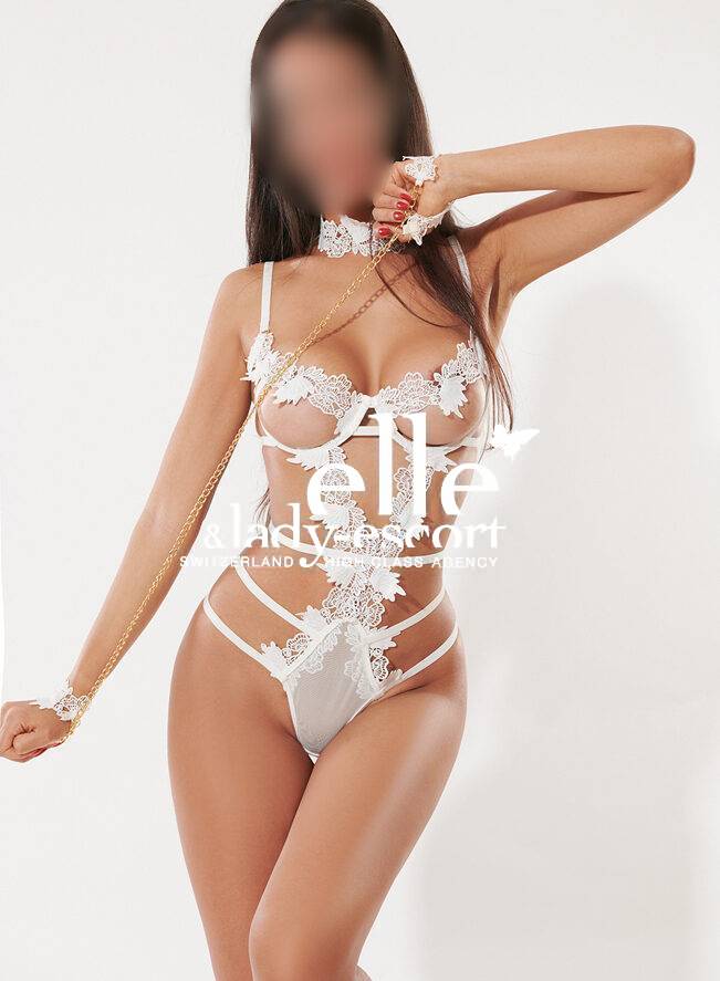 Escort A Geneve jusqu'à Vendredi - Nina VIP  